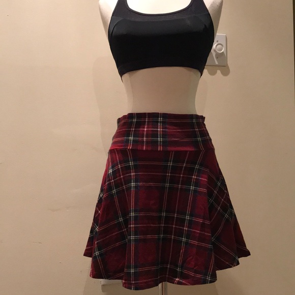 Deb Dresses & Skirts - Plaid skirt